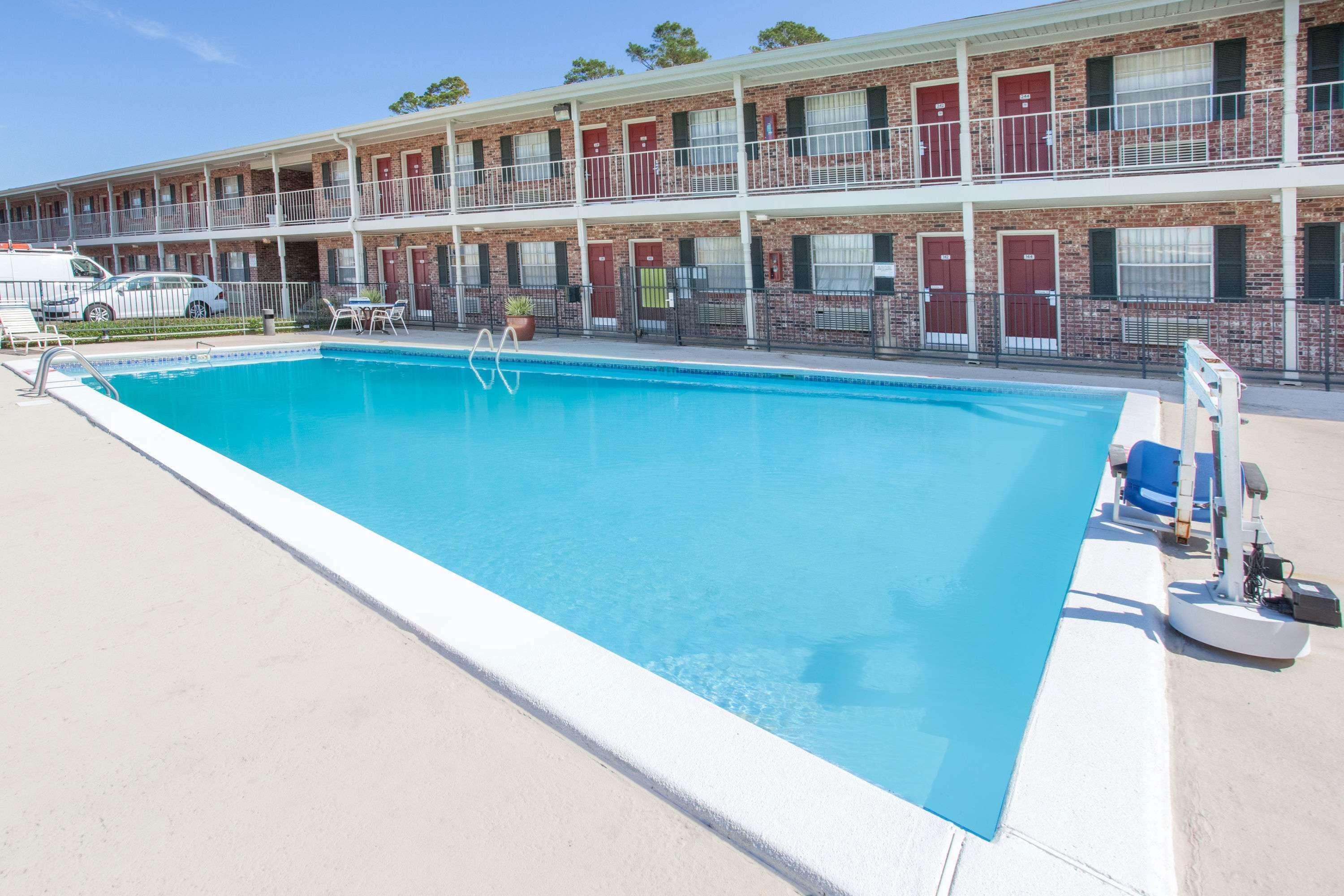 Hotel Super 8 By Wyndham West Monroe Esterno foto